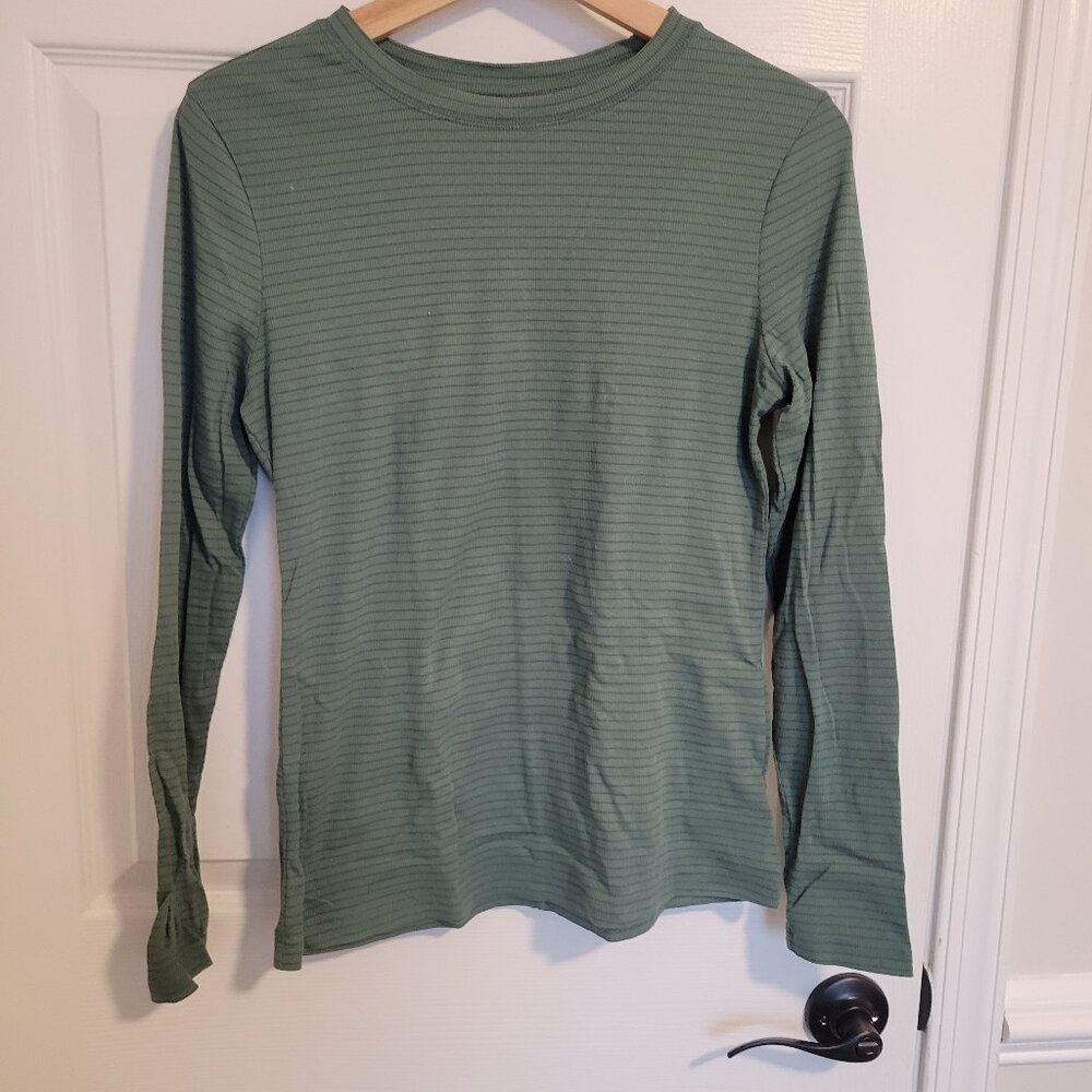 Universal Thread • Green Striped Long Sleeve Thermal Top M ASO Max Mayfield